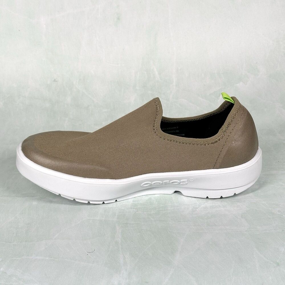 Oofos OOmg eeZee Low Womens 7.5 Shoes Slip On Taupe Comfort Recovery Gym Loafer - Picture 8 of 14
